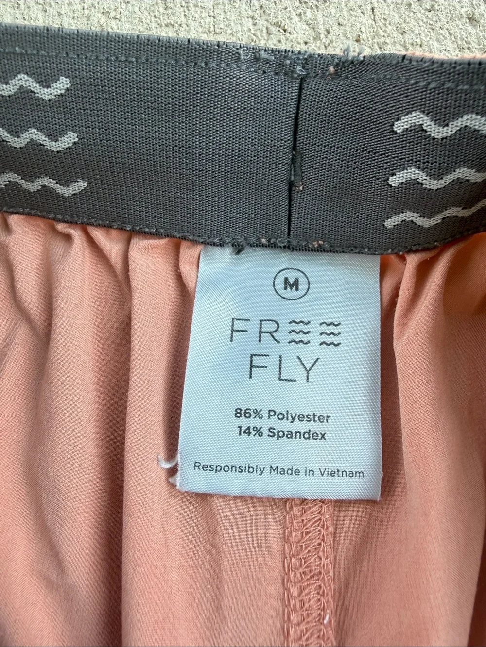 Free Fly Men’s Breeze Shorts Size Medium Orange Dusk Salmon 5” Inseam